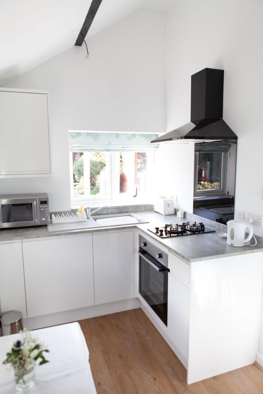 Elm Cottage Touring Park Whitegate  Eksteriør bilde